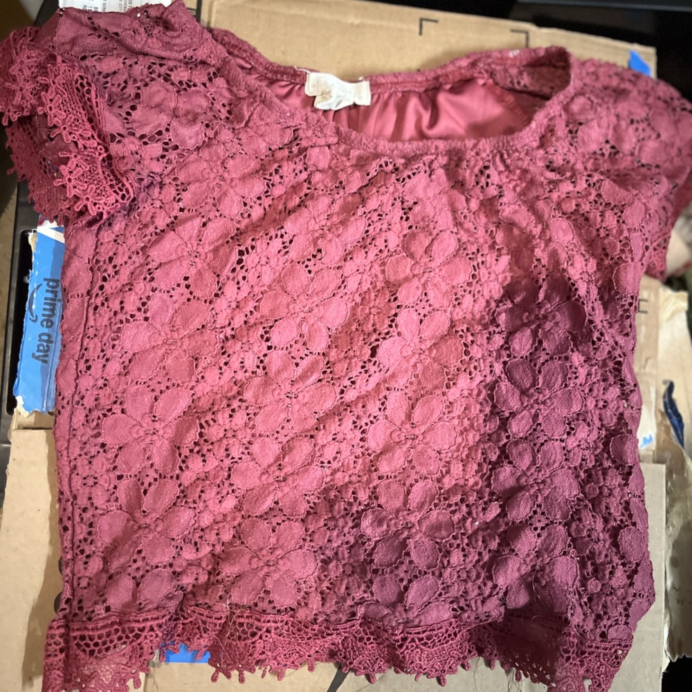 Elegant Lace Top in Deep Pink
